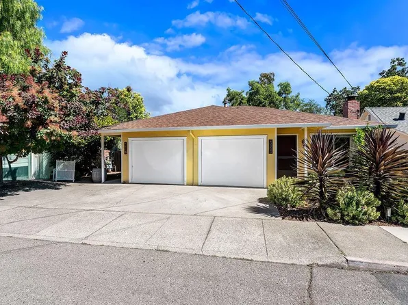 327 Plaza Street, Healdsburg, CA 95448