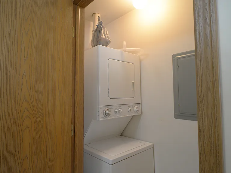 1548 W Sand Bar Ct #1G — Photo 5