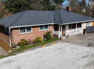 930 SW 356th St, Federal Way, WA 98023