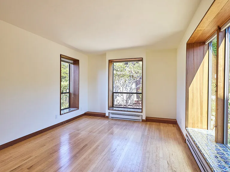Cedar Rd — Photo 9