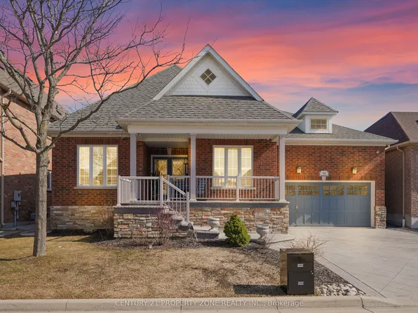 38 Castlegate Blvd, Brampton, ON L6P 2L3