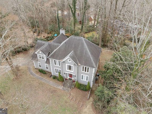 3rd image of 4880 Riversound Dr