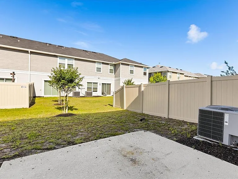 2330 Carrabelle Way — Photo 23
