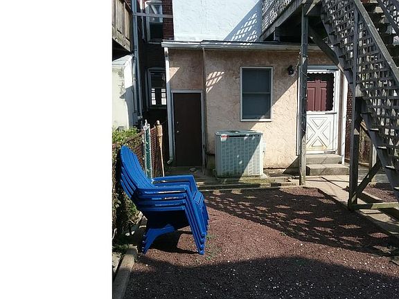 5th image of 833 N Union St