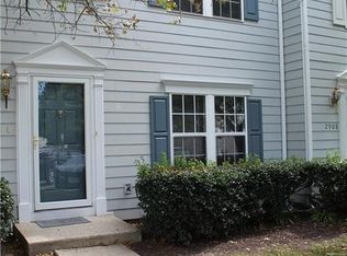 2910 Mary Beth Ln, Glen Allen, VA 23060