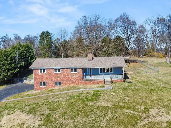 1709 Starmont Trl, Knoxville, TN 37909