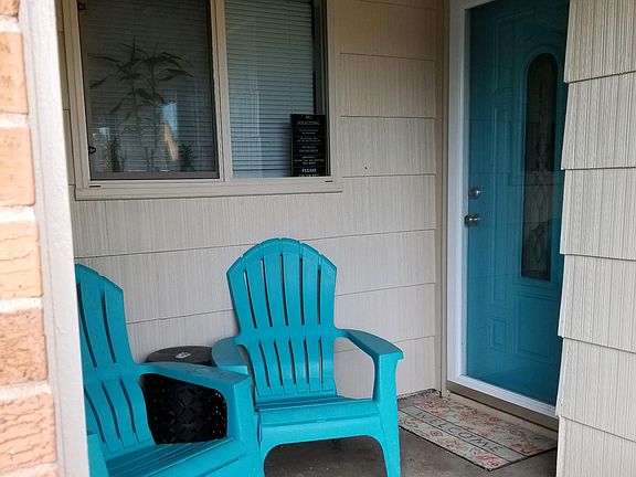 3rd image of 1448 NW 40th St