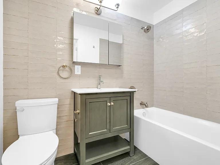 673 Bergen St #1 — Photo 11