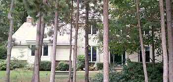 2nd image of 1032 Edinborough Dr