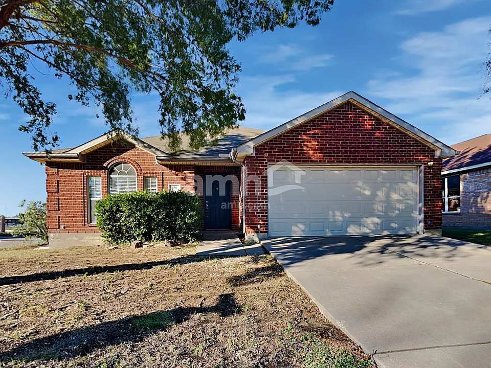 636 Blueberry Hill Ln