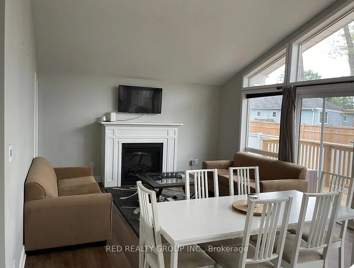3 bed, $2,500 — Photo 3
