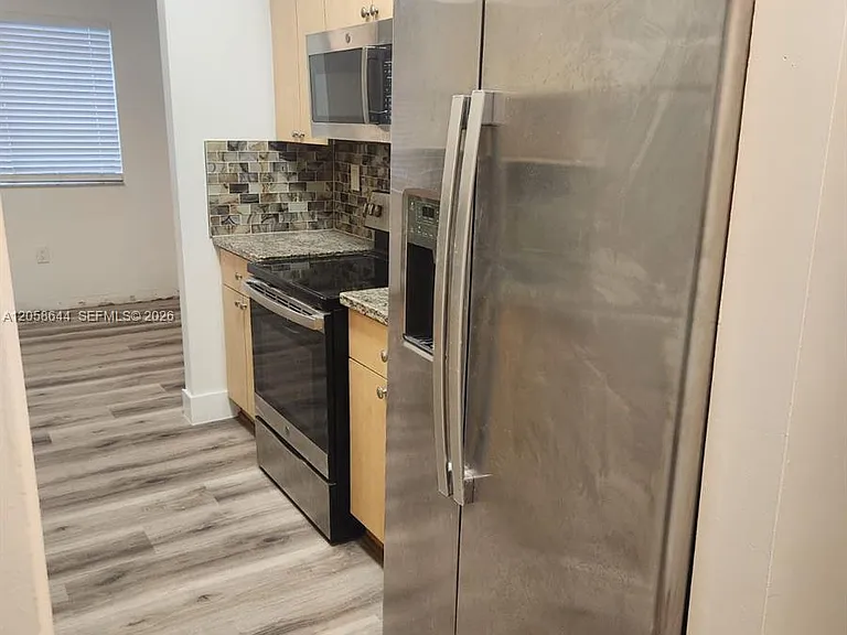 7085 Nova Dr #102 — Photo 4