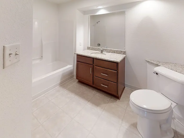 N86W14226 Fond Du Lac Ave #14226 — Photo 17