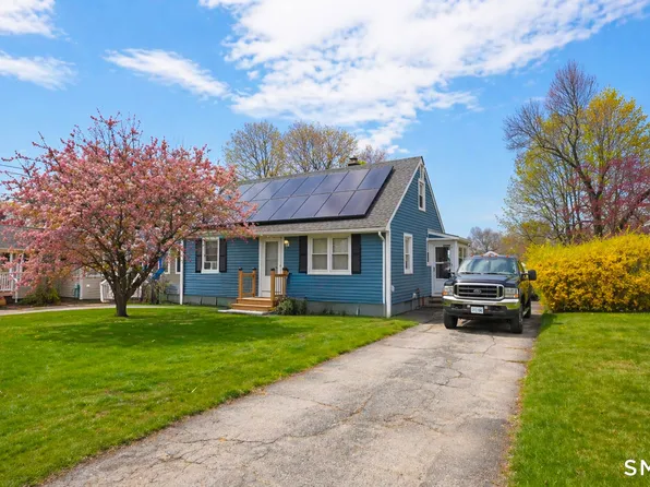 86 Crestwood Avenue, Waterbury, CT 06704