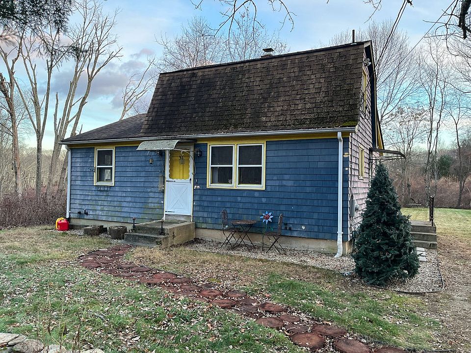 51 Belfield Dr, Johnston, RI 02919 Zillow