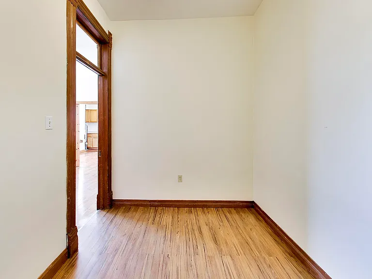 2338 S Blue Island Ave #2F — Photo 9