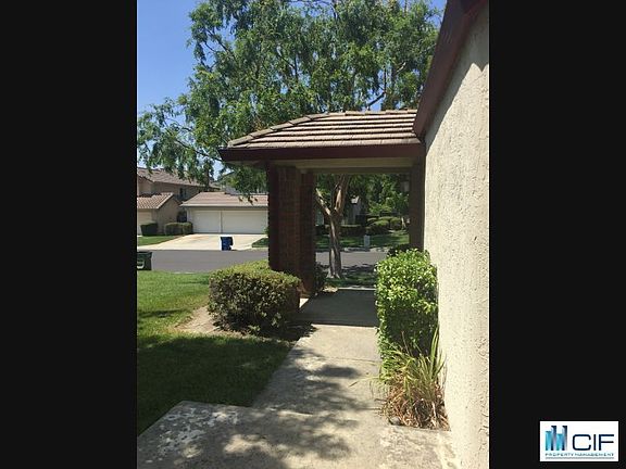 3rd image of 133 Zinfandel Cir
