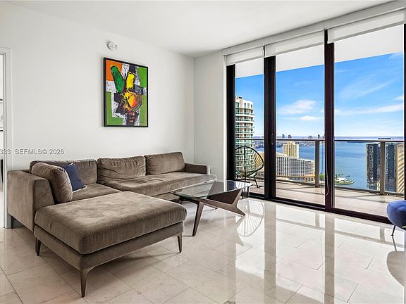 4th image of 1010 Brickell Ave Unit 3904