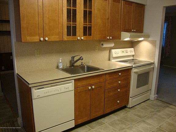 3rd image of 22 Falmouth Avenue