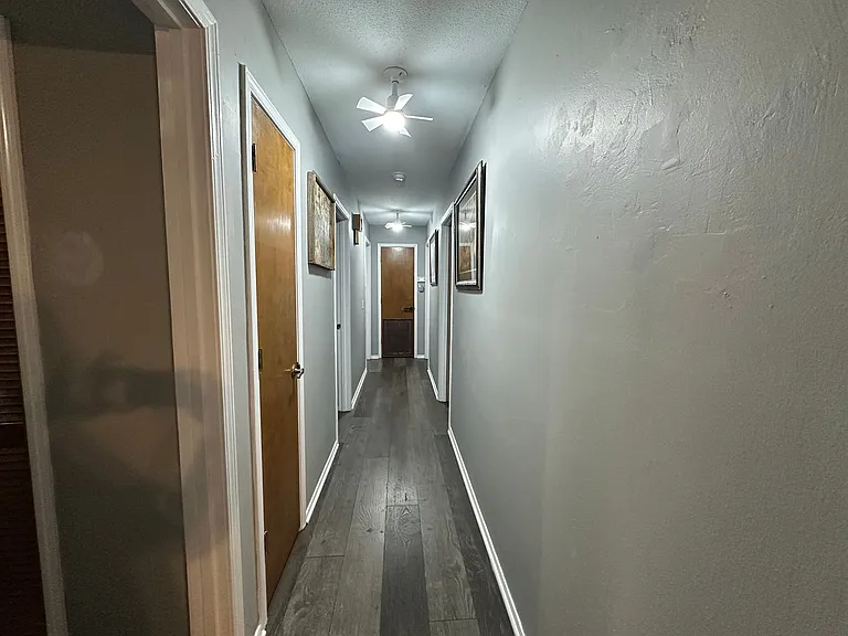 809 Knights Ct — Photo 10