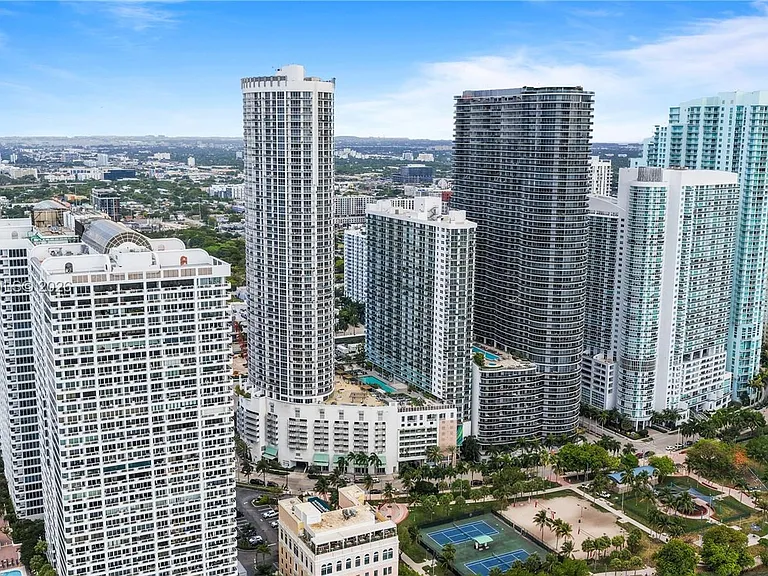 1750 N Bayshore Dr #2804 — Photo 21