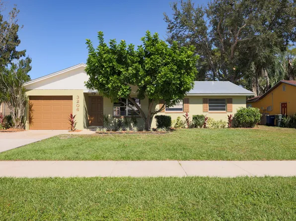3206 Hibiscus Avenue, Fort Pierce, FL 34947