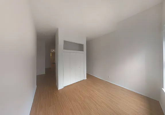 Rented by Avenues Real Estate | media 5