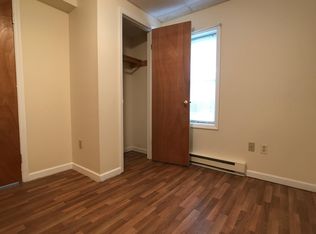 1261 State Highway 7 APT 18, Troy, NY 12180