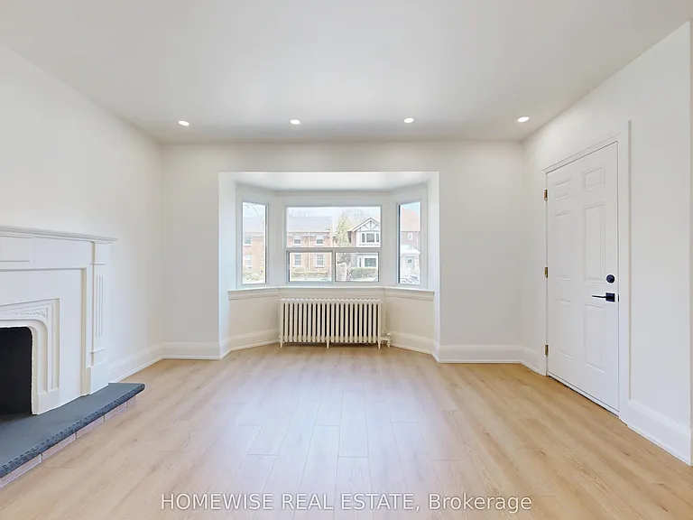 1214 Avenue Rd #1 — Photo 6