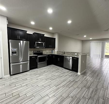2nd image of 3599 Plainview Dr