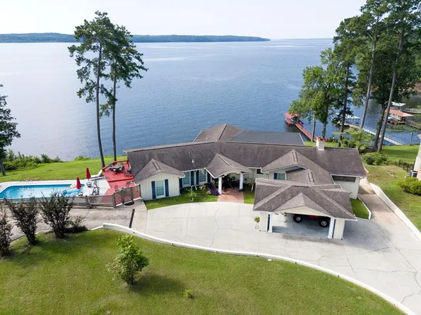528 Inlet Rd, Eufaula, AL 36027