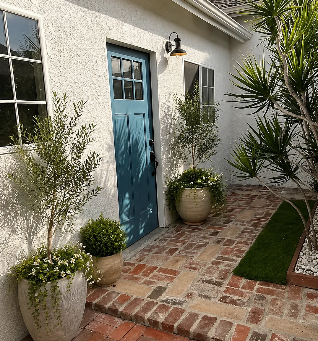 4523 E La Cara St — Photo 1