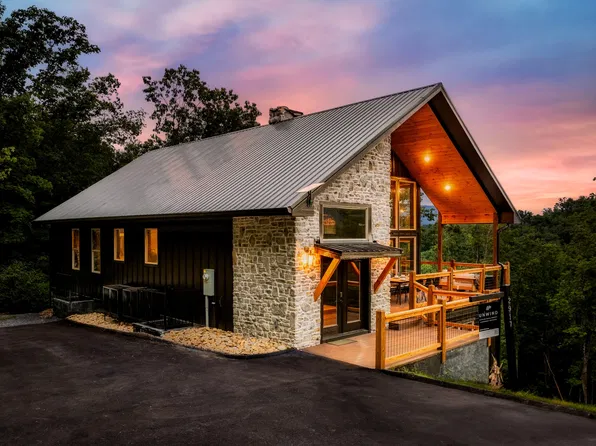 2917 Redtail Rd, Sevierville, TN 37862