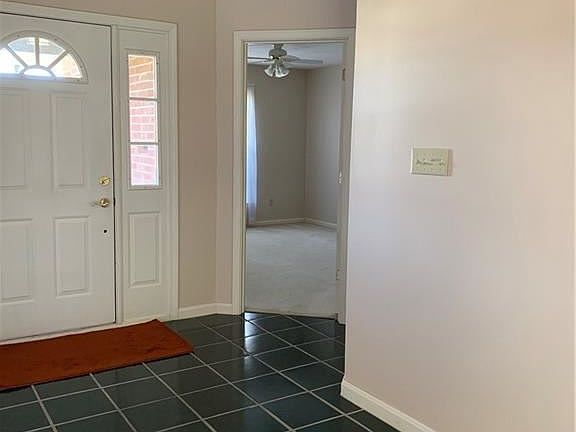 3rd image of 108 Redbud Ct