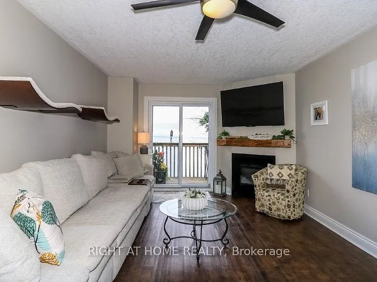 43 Olive Cres #201 — Photo 8