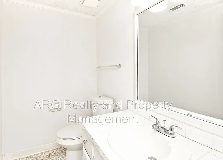 2142 Fairway Ct SE #A — Photo 25