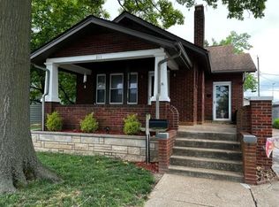 211 S Rapp Ave, Columbia, IL 62236