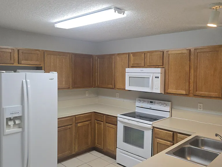 7920 Merrill Rd #716 — Photo 5