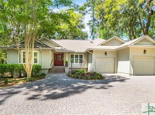 2 Vestry Ln, Savannah, GA 31411