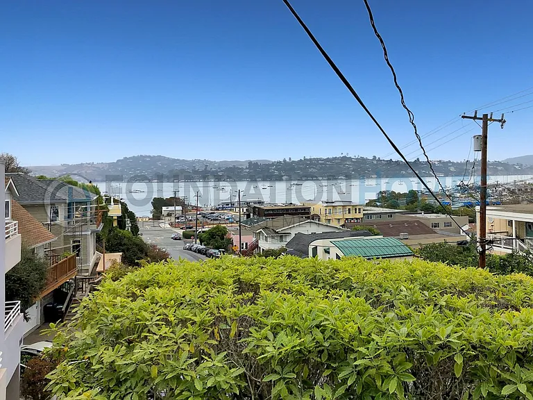 428 Napa St — Photo 14