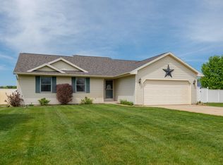 53322 Rolling Meadow Blvd, Paw Paw, MI 49079
