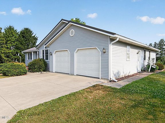 5th image of 22180 County Road A