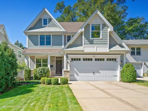 4 Oxford Ave, Clarendon Hills, IL 60514