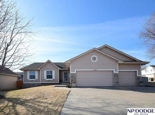 15431 Cottonwood St, Omaha, NE 68138