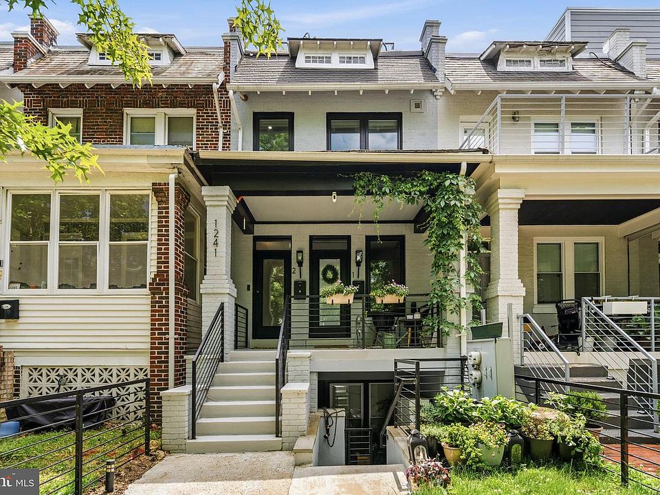 1st image of 1241 Oates St NE #2