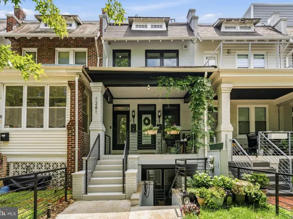 1241 Oates St NE #2, Washington, DC 20002