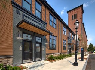 77 Perkins St APT 03, Lowell, MA 01854
