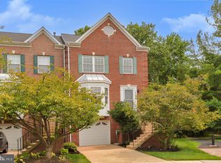 13158 Ashnut Ln, Herndon, VA 20171