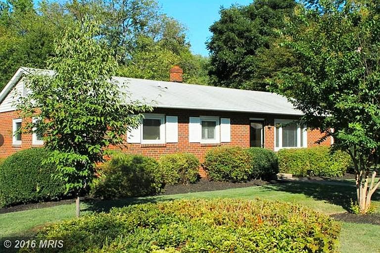1st image of 289 Forbes Ct