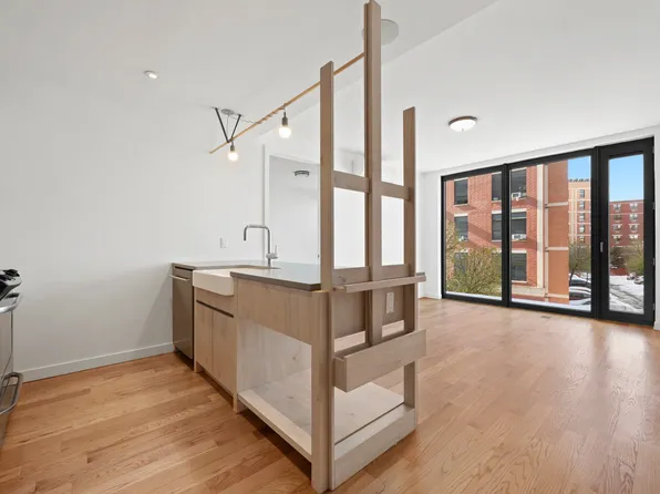 54 Noll St, Brooklyn, NY